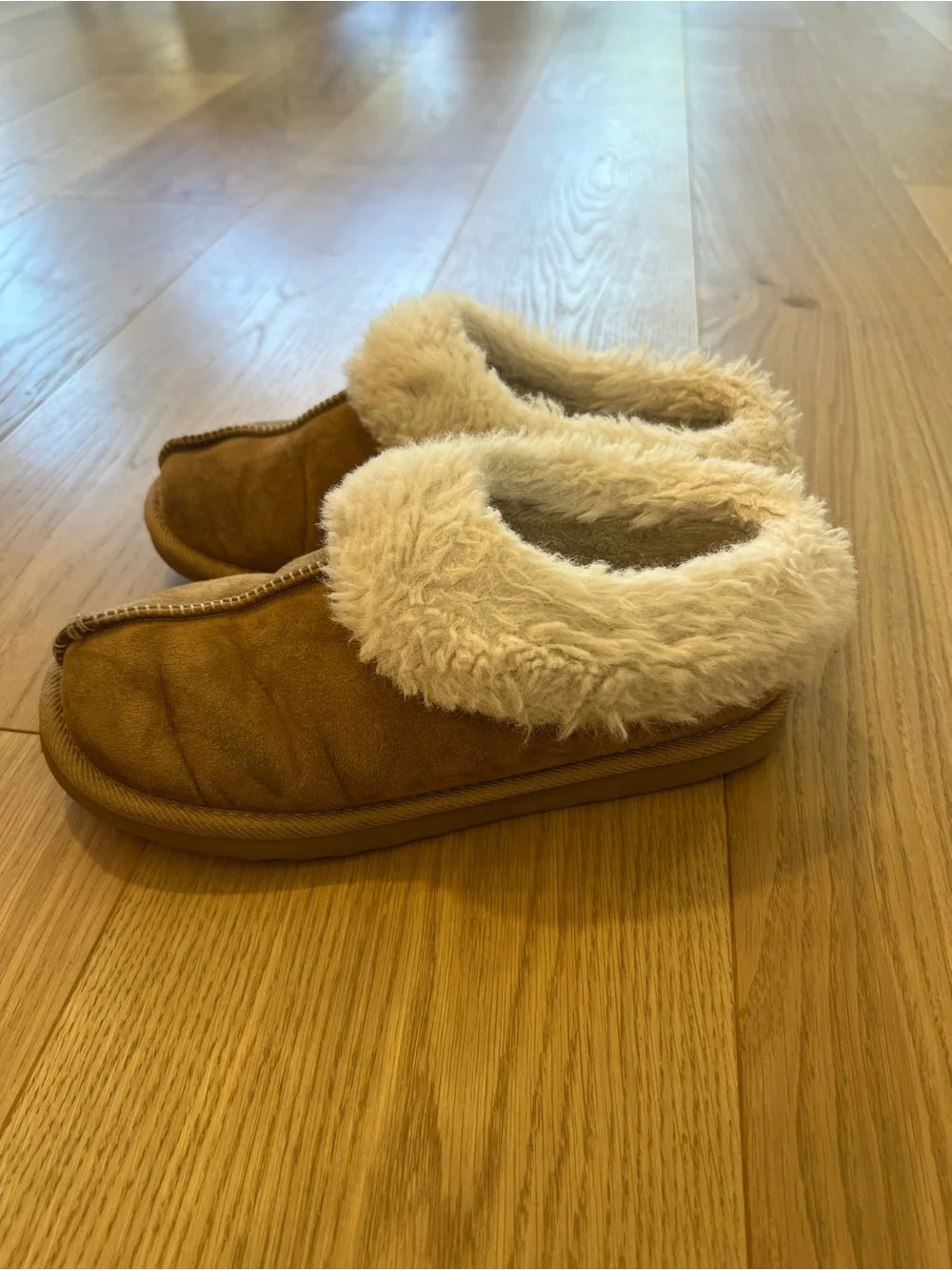 Cozy Tan Kids Shearling-Lined Slippers